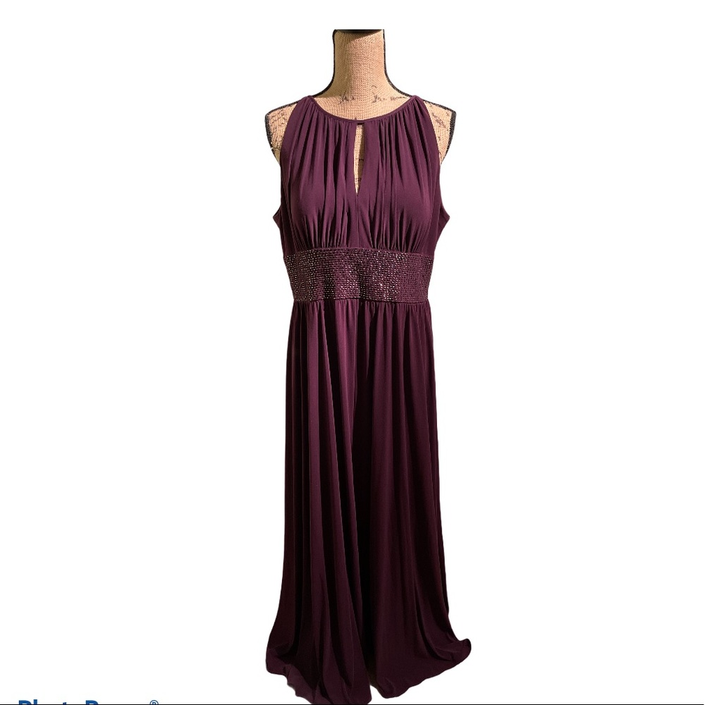 R&M Richards Semi Formal dress